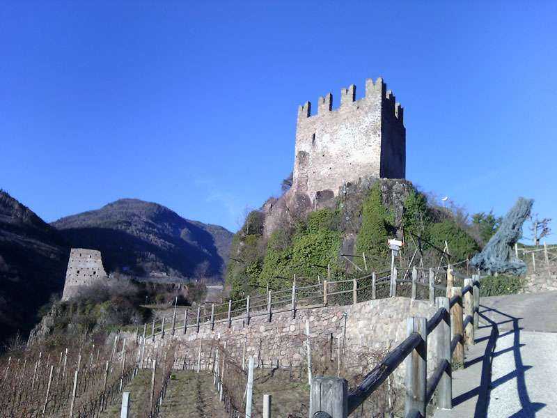 torre del castello di segonzano