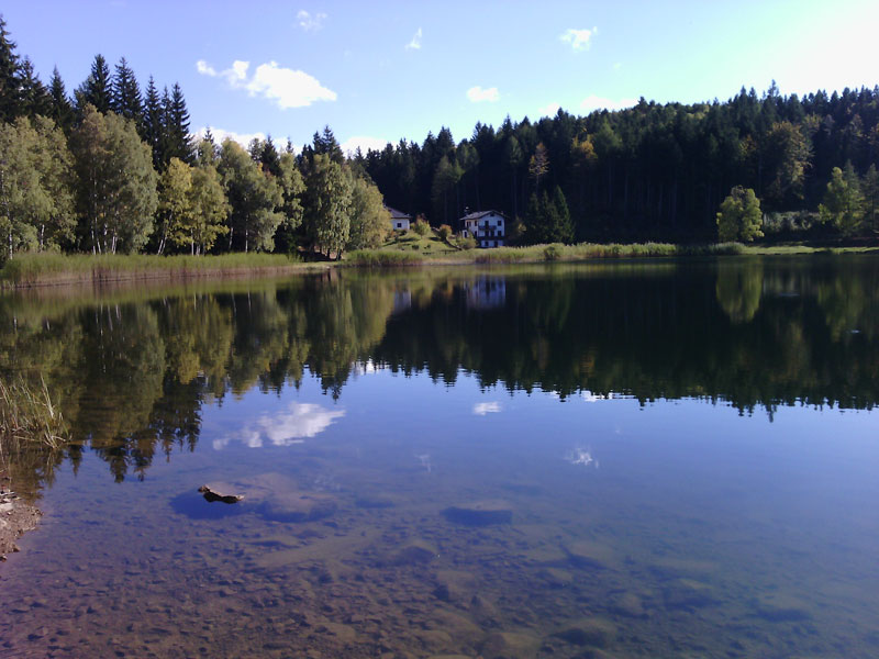 lo specchio del lago santo di cembra